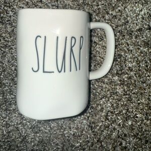 White‎ Ceramic Mug